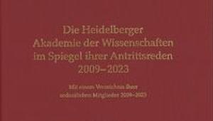 Buchcover in einfarbigem Dunkelrot
